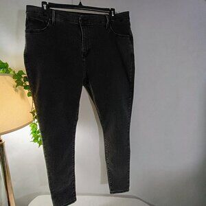 EUC: Levi's 720 Sze 20W Gray High Rise Super Skinny Jeans